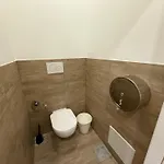 Hostel Quo